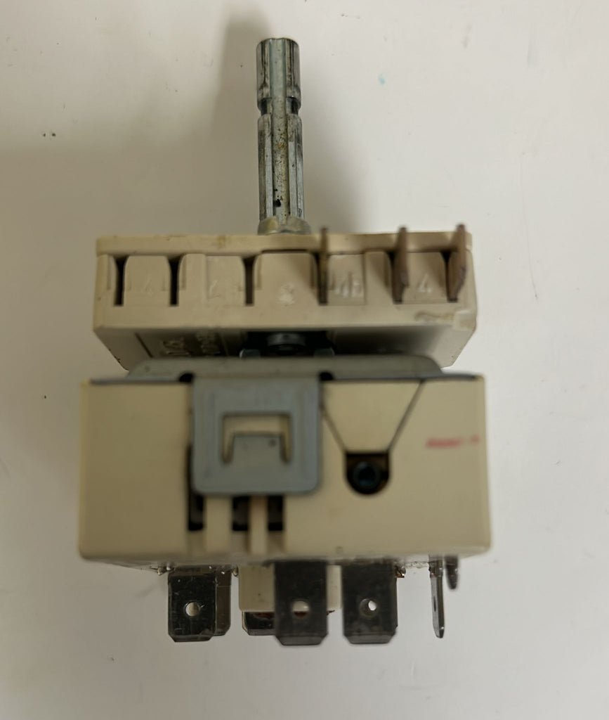 DG44-01003A - Interrupteur de commande de l'élément de surface de la cuisinière