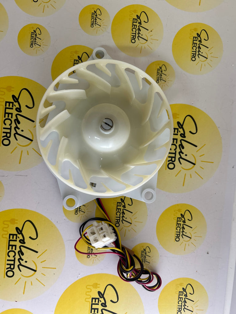 EAU64824805 Moteur de ventilateur d'évaporateur CC de rechange compatible avec les réfrigérateurs de marque LG Remplace EAU64824805 Z40E12MS1A0-57K06A